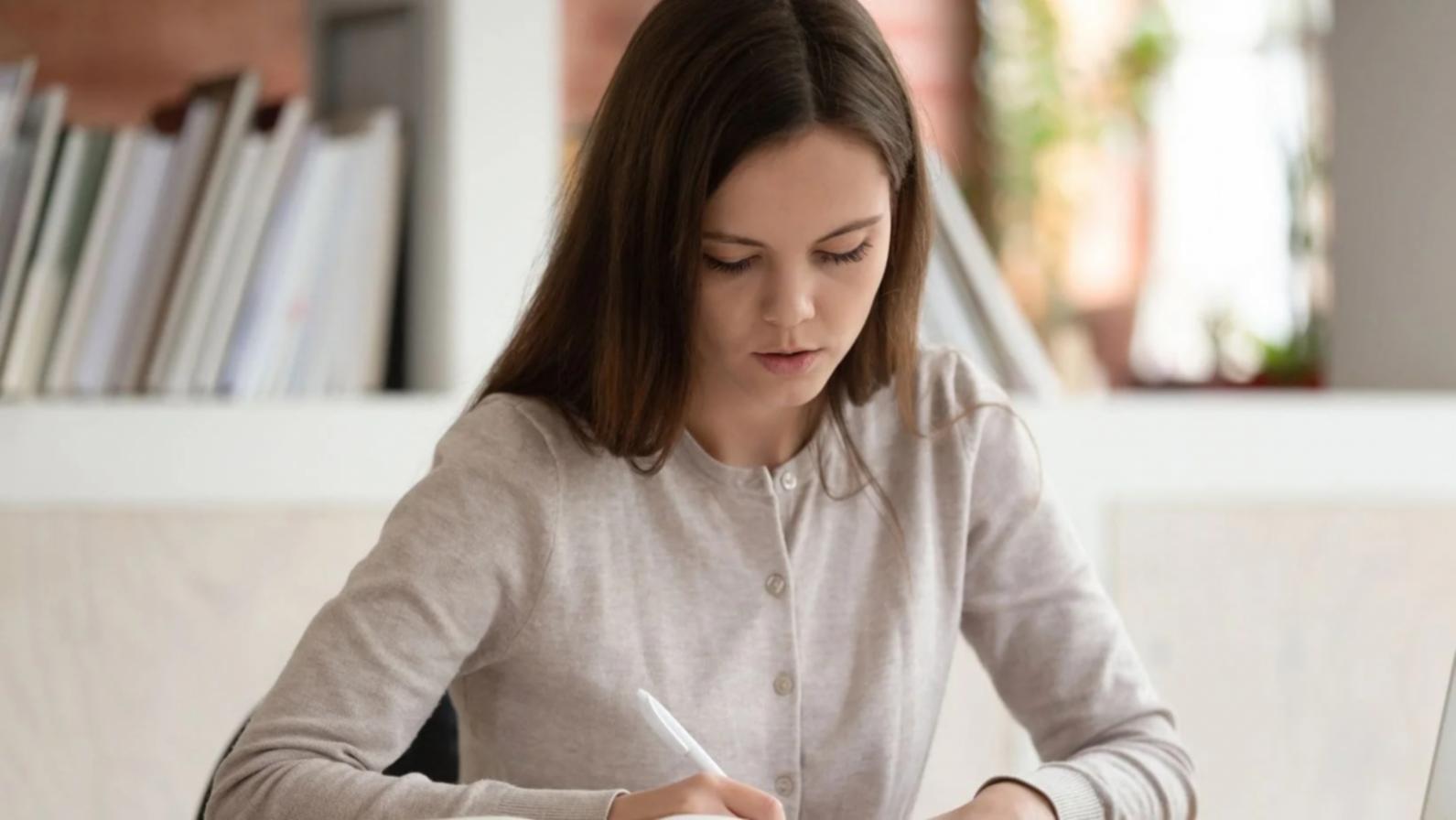 Inhaltliche Entwicklung der Kurse bei Tyranivexora